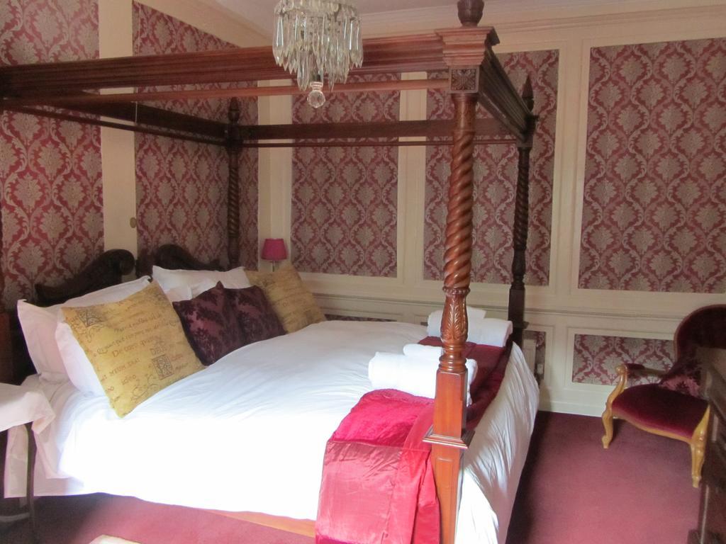Inglewood House Bed & Breakfast Monmouth Room photo